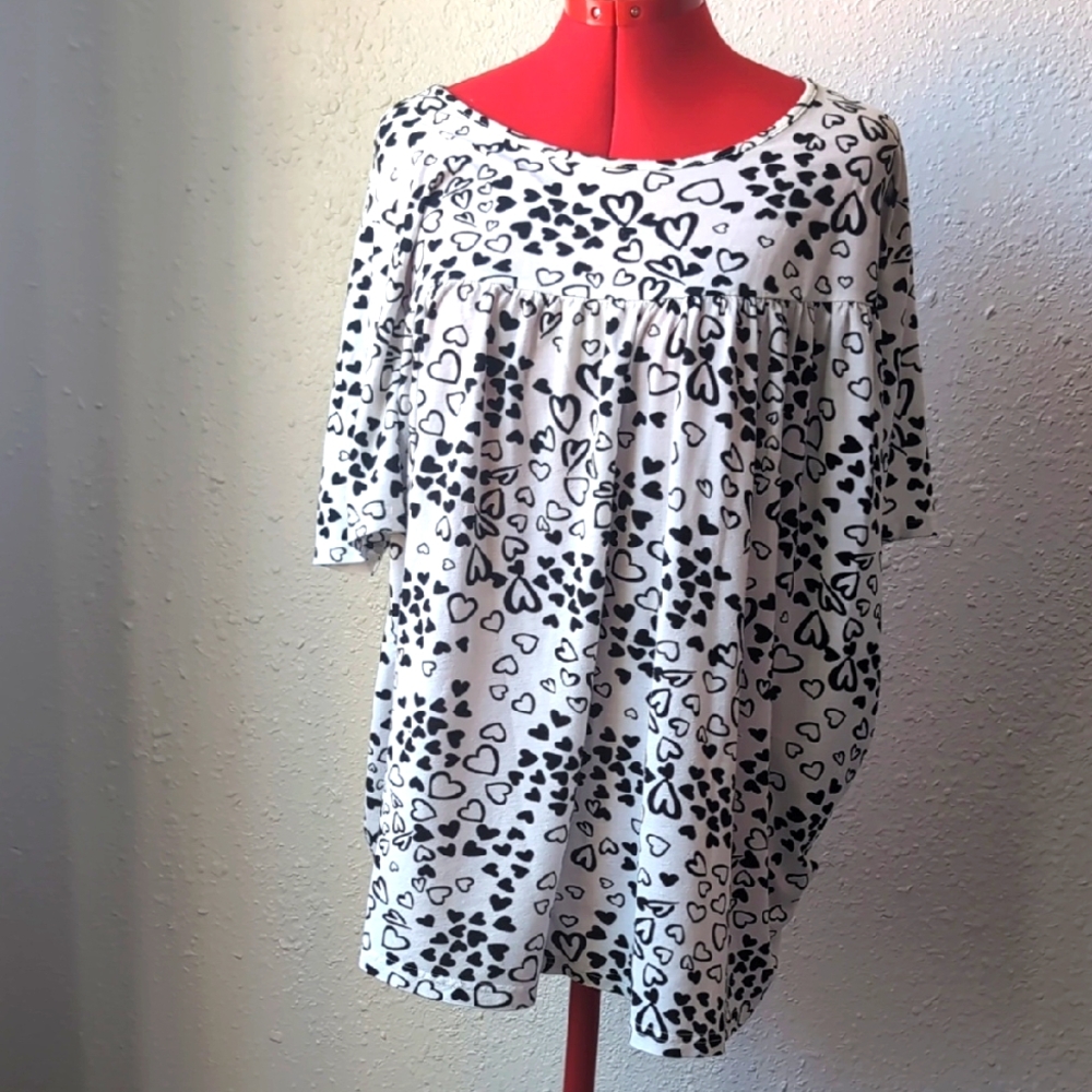 Tencede White & Black Heart Pattern Shirt 3/4 Flowy Sleeves Women's 3XL